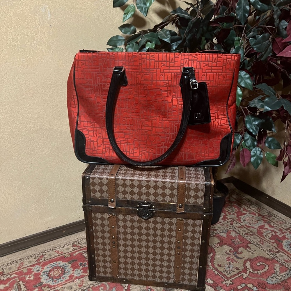 Red Geometric Pattern Women's Bag - image 2